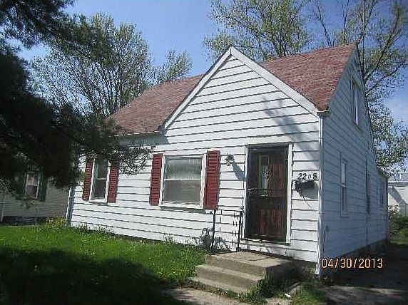 1st image of 2208 Delavan Dr