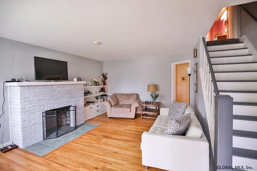 1252 VAN ANTWERP Road, Niskayuna, NY 12309 Zillow