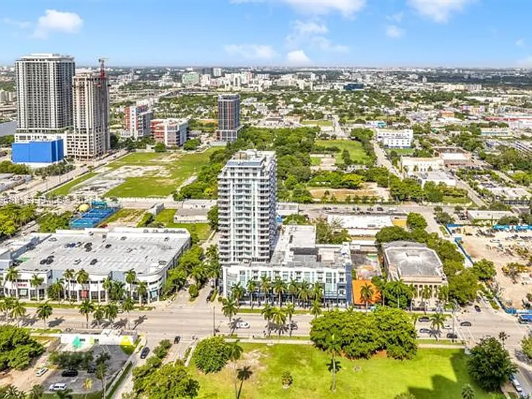 1800 N Bayshore Dr #4208 — Photo 24