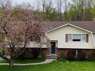 94 Booth Rd, Chester, NY 10918
