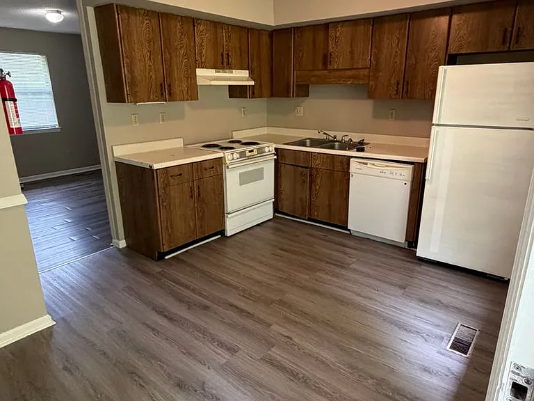 420-422 Sioux Trail — Photo 4