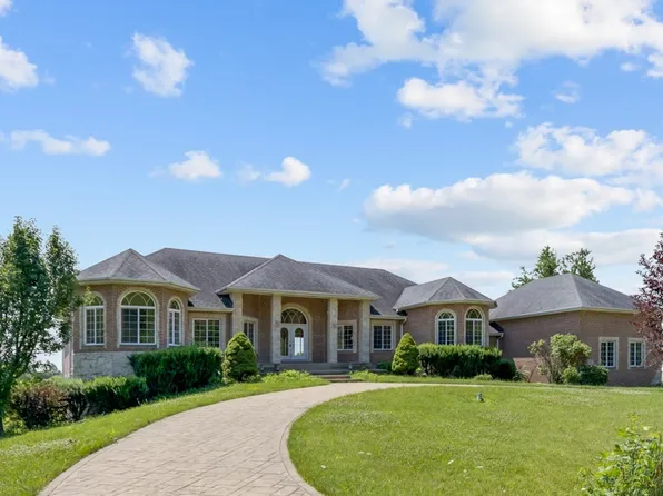 3601 Pinewood Dr, Monee, IL 60449