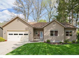 275 Owosso Ave, Akron, OH 44333