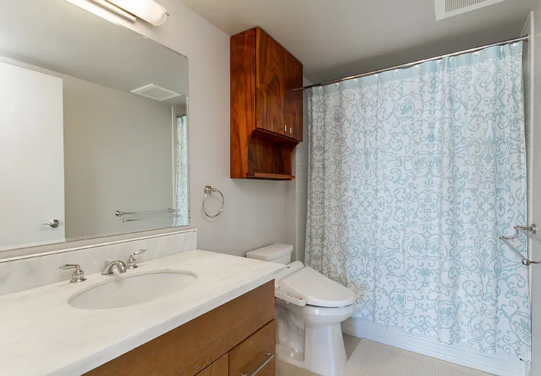 1009 Kapiolani Blvd #2203 — Photo 8