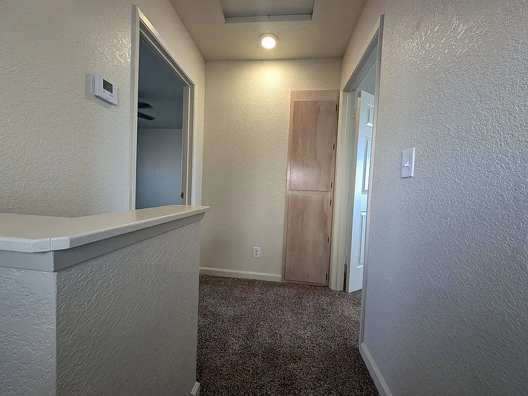 1023 Burton Dr — Photo 7