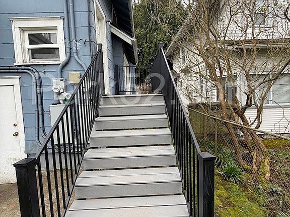 3rd image of 1711 S 9th St #B
