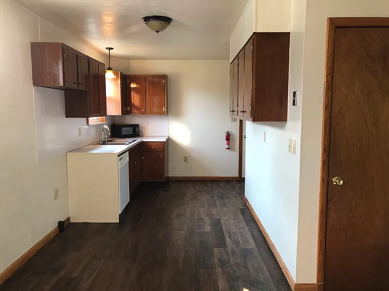 122 Reserve Rd — Photo 3