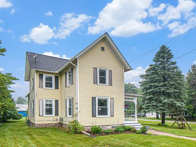 402 Wood St, Stockbridge, MI, 49285