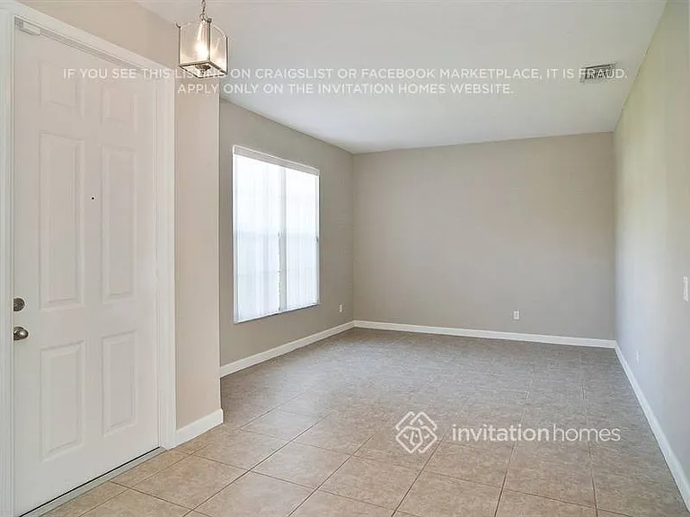 1738 SW Haylake Ave — Photo 4