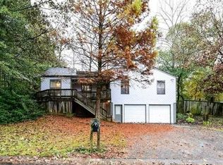 6045 Sumit Wood Dr NW, Kennesaw, GA 30152