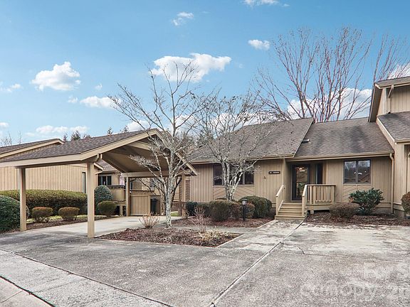 2nd image of 205 Wild Oak Ln