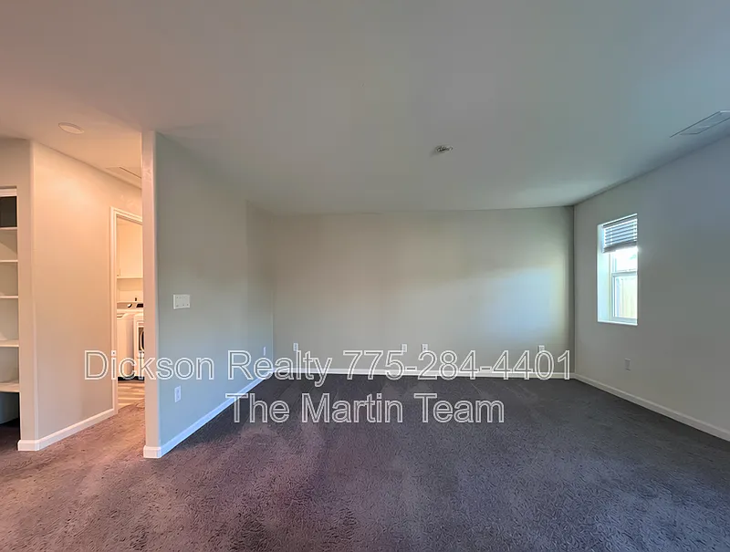 3 bed, 2.0 bath, 1442 sqft, $2,395 — Photo 3