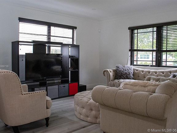 5th image of 8630 NE 1st Ave