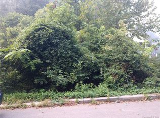 99999 Richland St, Asheville, NC 28806