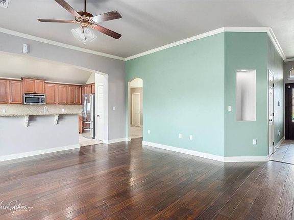 3rd image of 2330 Tallgrass Cir