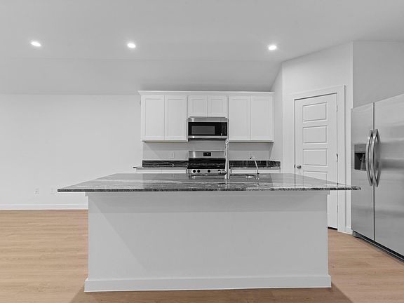 5th image of 9018 Rose Water Trl