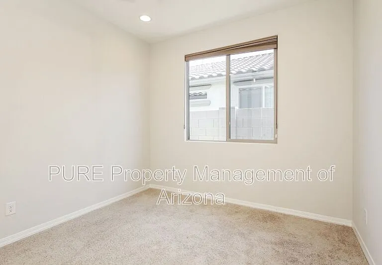 17568 W Missouri Ave — Photo 22