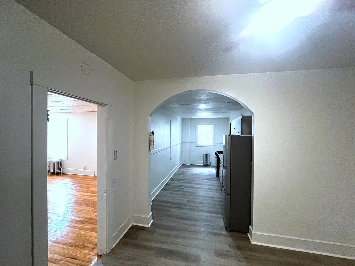 Building Photo - 25 Broezel St #203