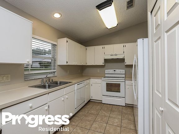5th image of 1222 Windward Dr
