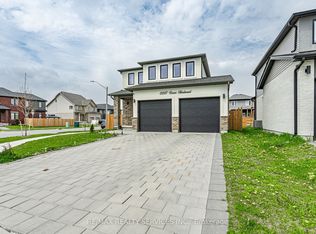2227 Evans Blvd, London, ON N6M 1L6