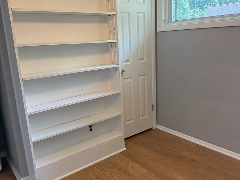 2174 Edgevale Rd — Photo 14