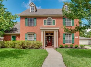 15915 Echo Lodge Dr, Houston, TX 77095