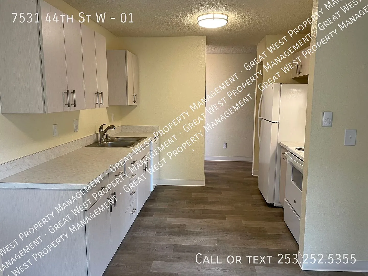 First Month Free! Cozy Upgraded One Bedroom Apartment $1,375/Mo. — Photo 1