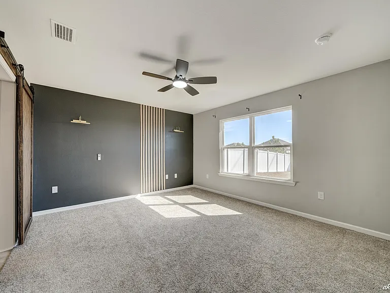 4920 Shurer Ln — Photo 13