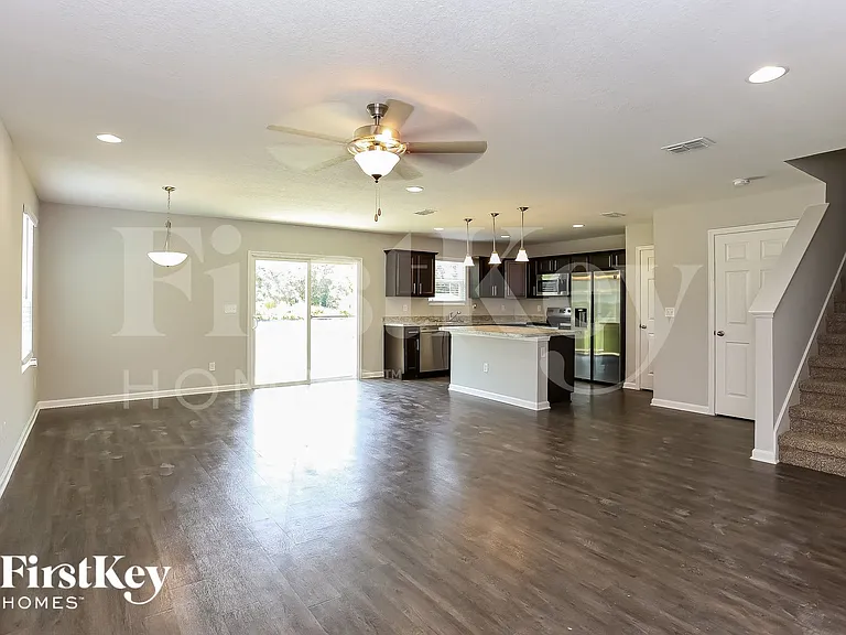 11332 Margarets Landing Pl — Photo 3