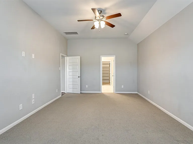 2165 Woodland Pine Dr — Photo 35