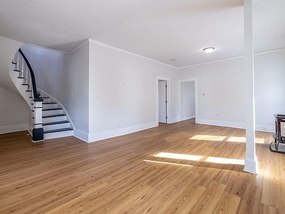 5th image of 16 Atlantic St