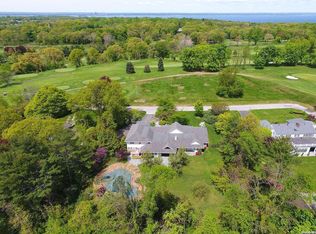 15 Astor Ln, Port Washington, NY 11050