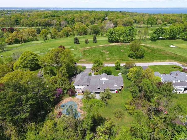 15 Astor Lane, Sands Point, NY 11050