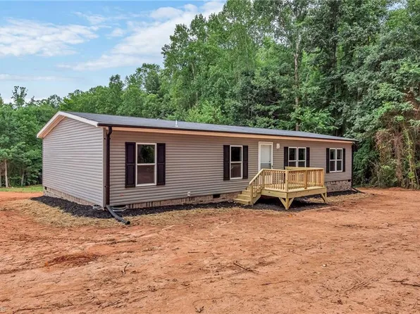 51 Tippy Dr, Stony Point, NC 28678