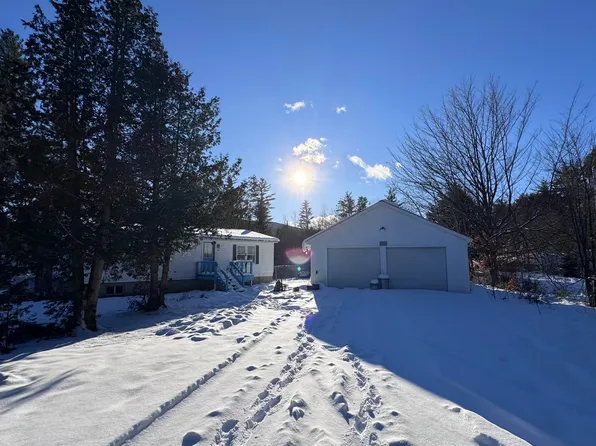 540 Depot Road, Tamworth, NH 03886