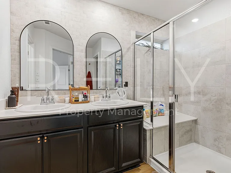 6517 Teramo Ter — Photo 29