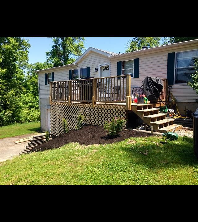 1st image of 185 Valley Dr SE