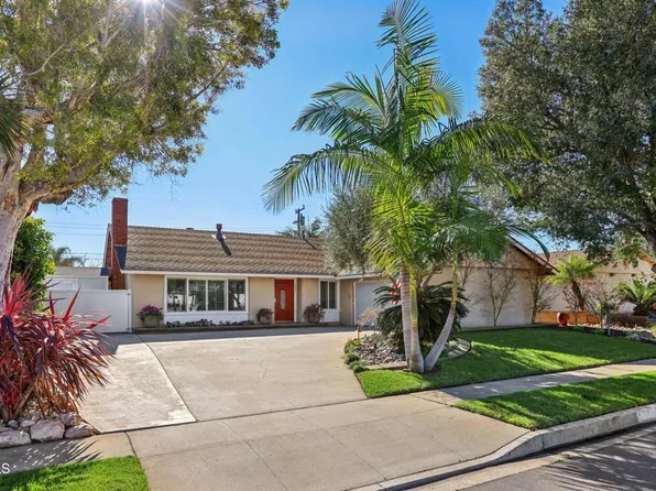 1066 E Pinehurst Pl, Camarillo, CA 93010