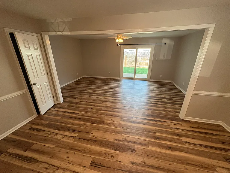 Dining/Living (Rear View)