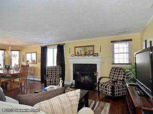 59A Saddle Grn, North Providence, RI 02904