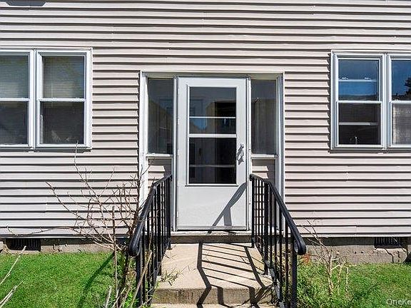 5th image of 62 Townhouse Road N #62
