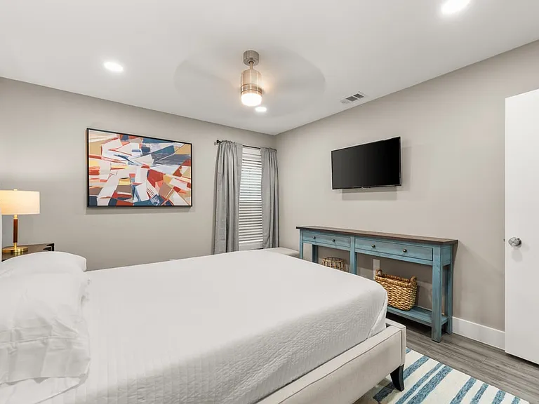 6506 Walnut Hill Ln — Photo 72