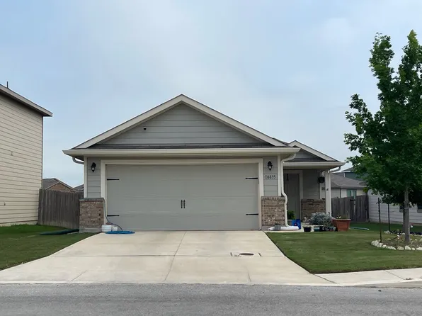 10835 Airmen Dr, Converse, TX 78109