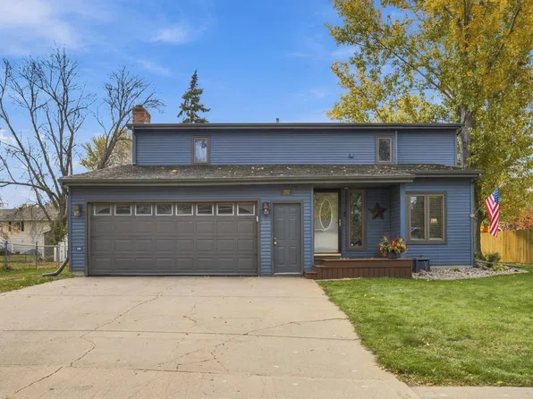 707 10th Ave E, West Fargo, ND 58078
