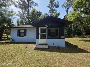 601 McClure St, Welaka, FL 32193