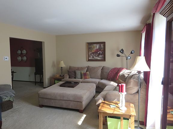 3rd image of 6639 Goldenrod Dr