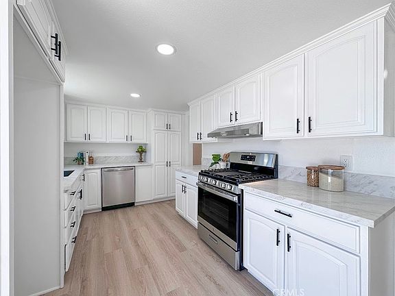 2nd image of 1363 Amador Ave