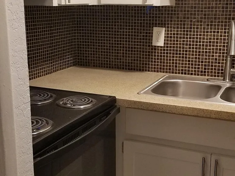 1259 New York Ave #3 — Photo 8