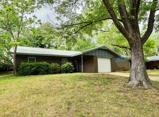 409 Stansbury St, Perkins, OK 74059