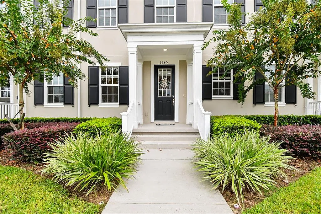 3 bed, 2.5 bath, 1638 sqft, $3,995 — Photo 3